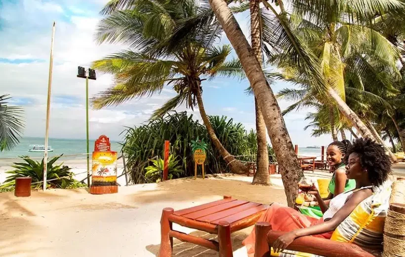 SAROVA WHITESANDS